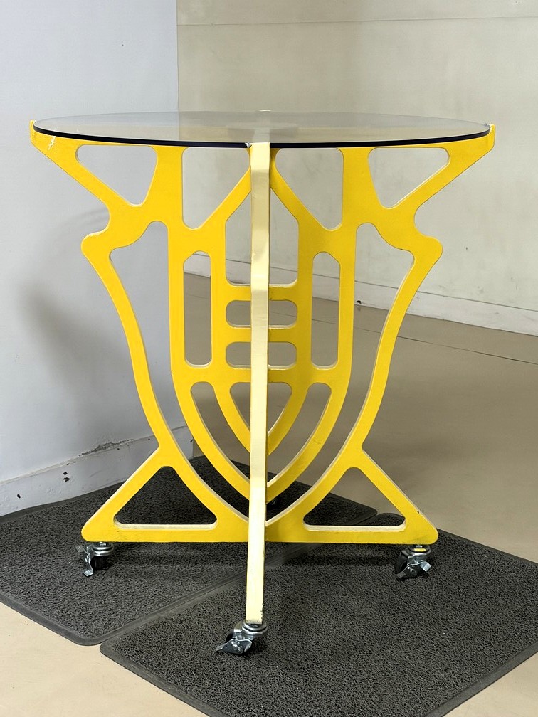 スタンドテーブル